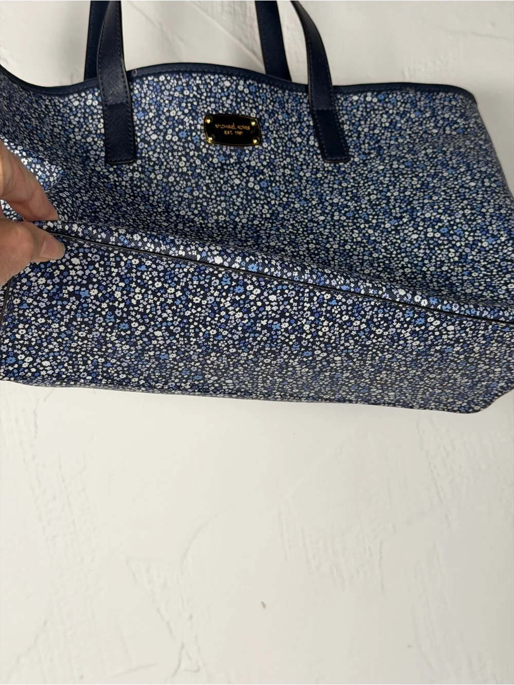 Michael Kors Blue Floral Tote - Perfect Size - excellent condition and quality